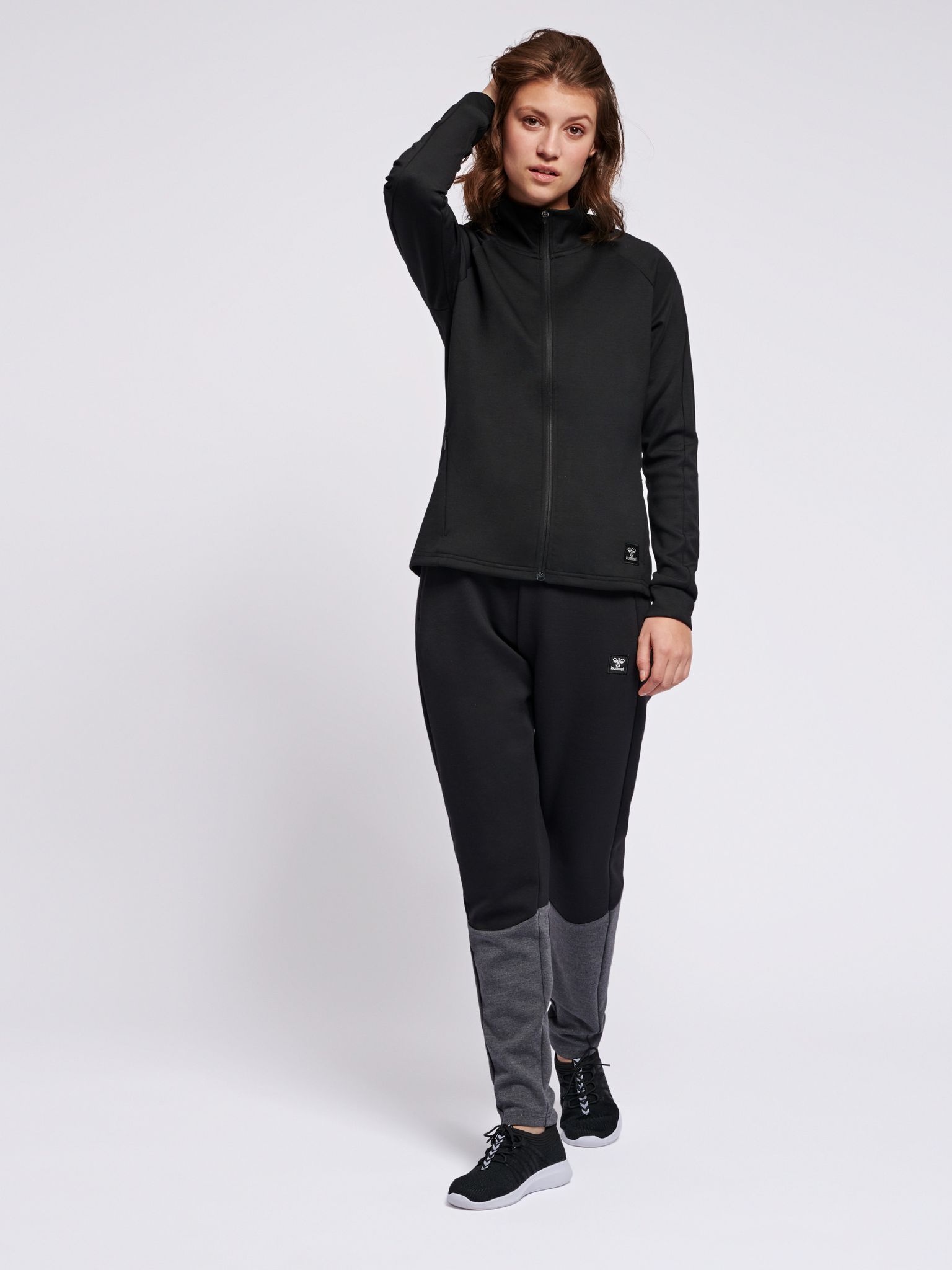 hmlESSI ZIP JACKET