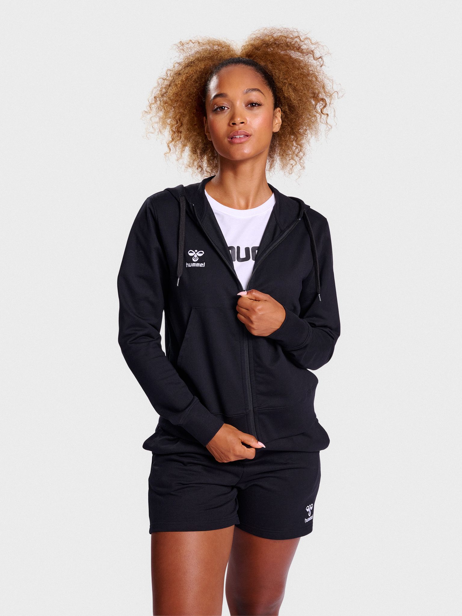 hmlGO 2.0 ZIP HOODIE WOMAN