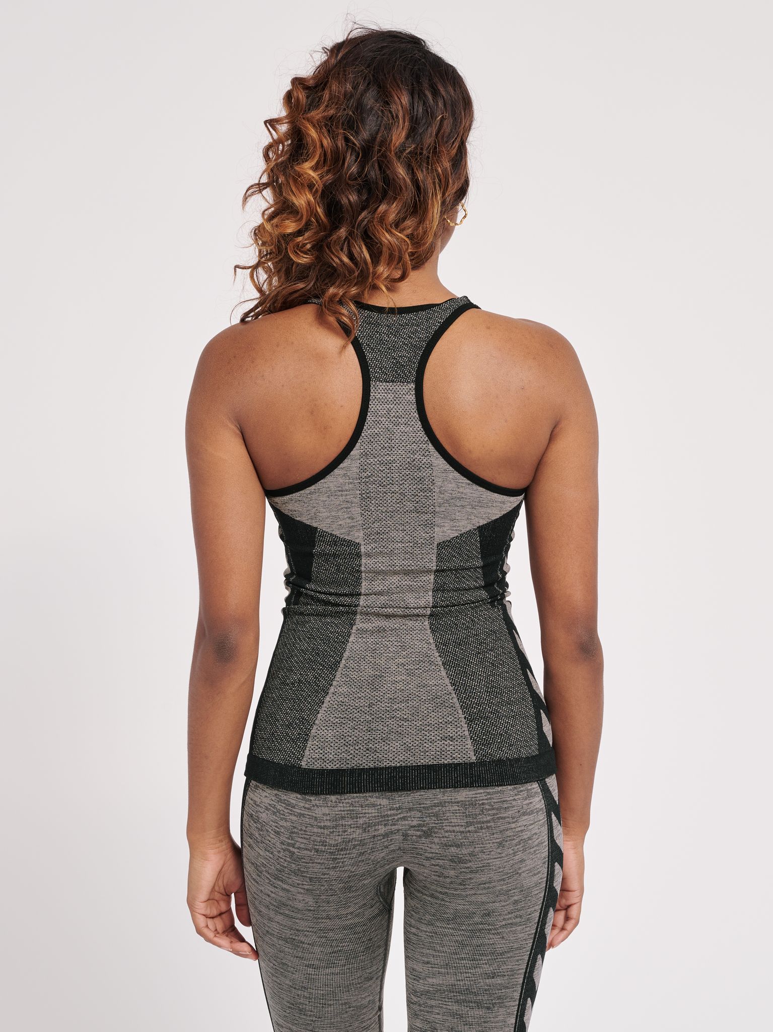 hmlCLEA SEAMLESS TOP
