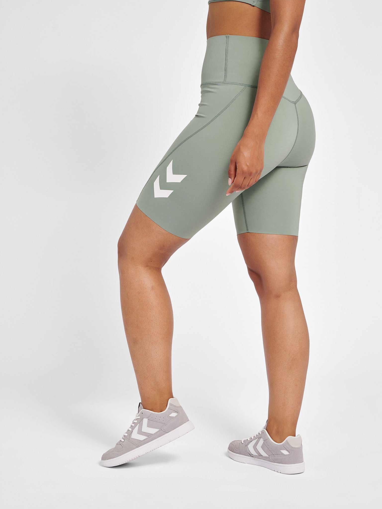 hmlMT GRACE HW TIGHT SHORTS