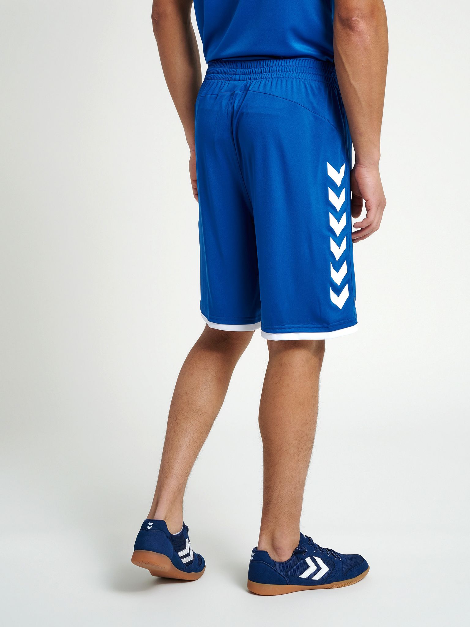 CORE BASKET SHORTS