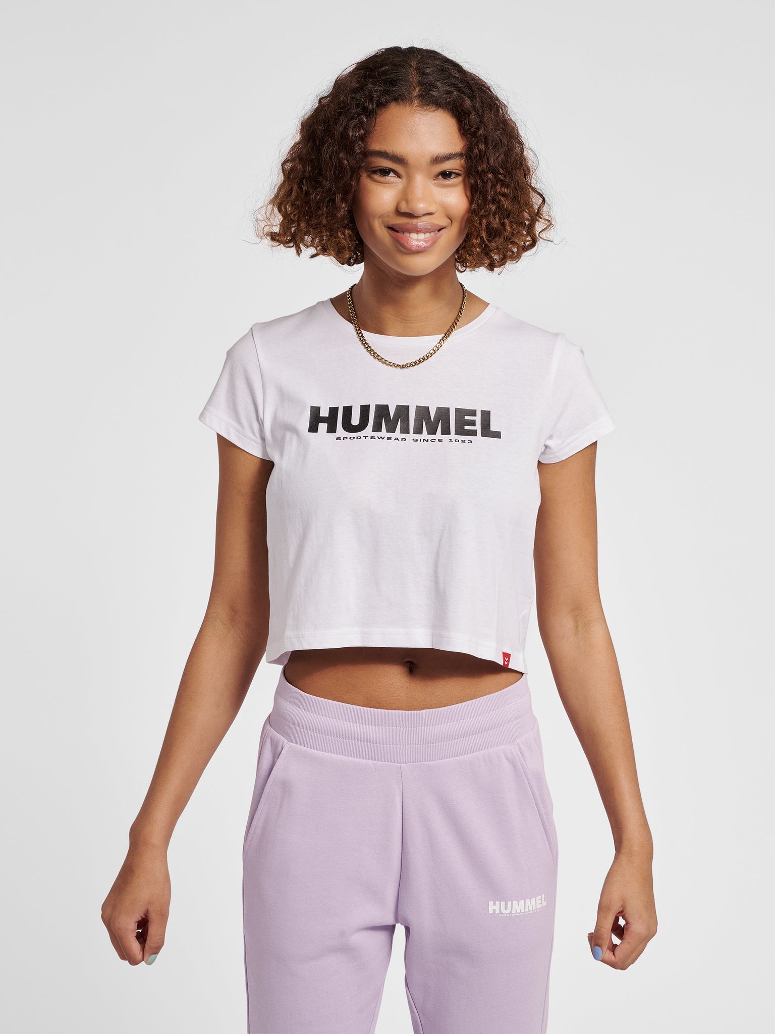 hmlLEGACY WOMAN CROPPED T-SHIRT