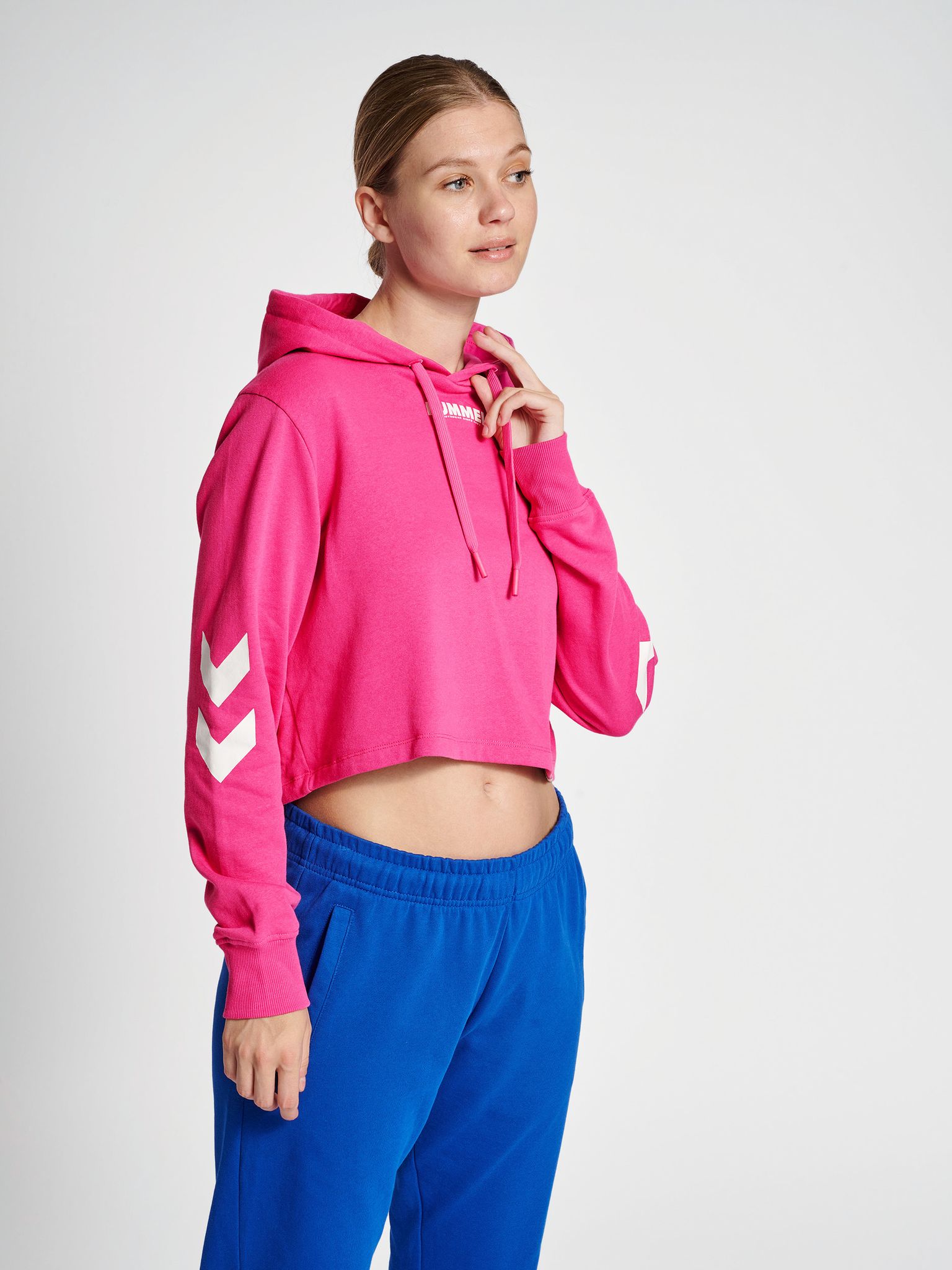 hmlLEGACY WOMAN CROPPED HOODIE