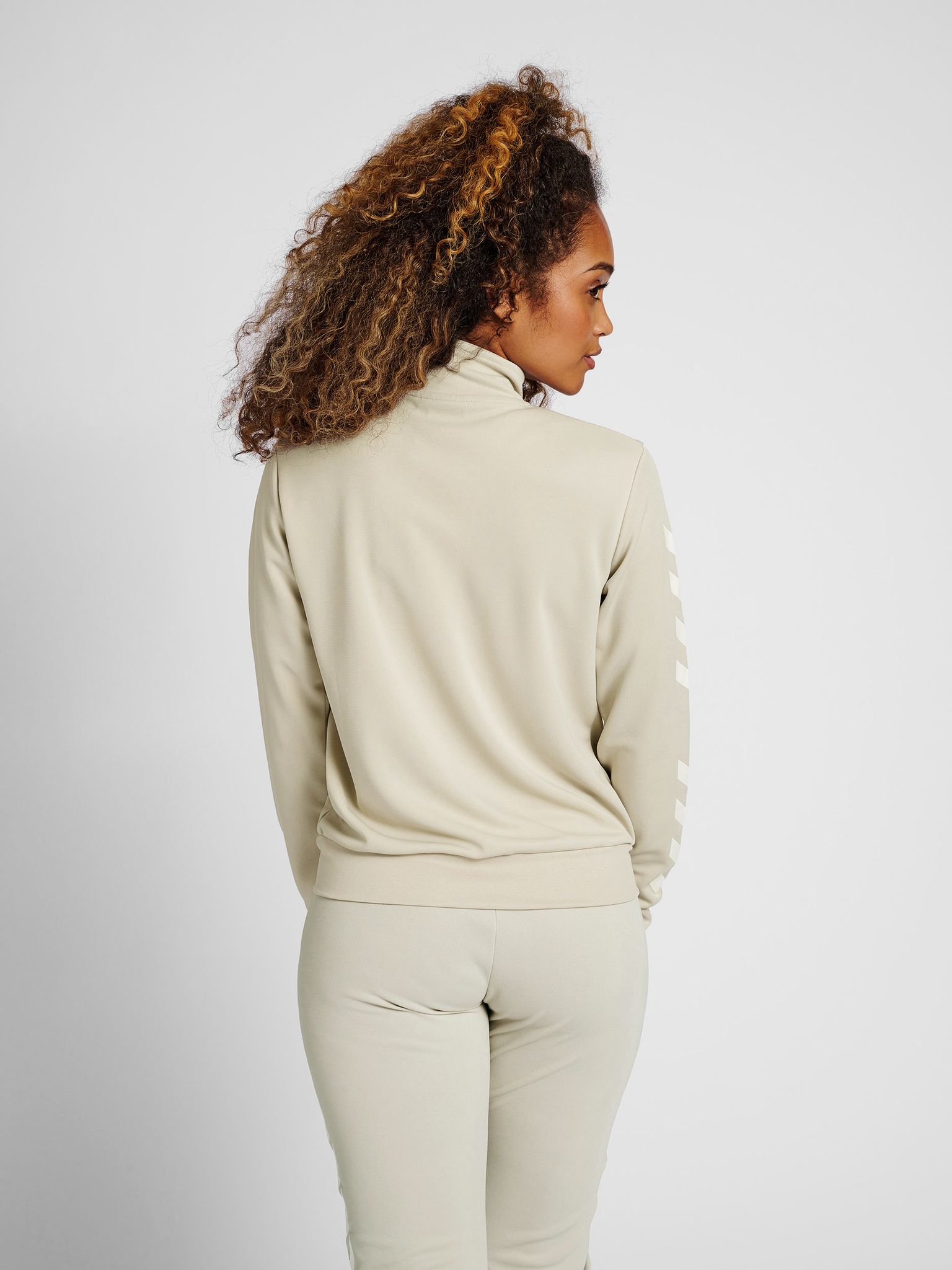 hmlLEGACY POLY WOMAN ZIP JACKET