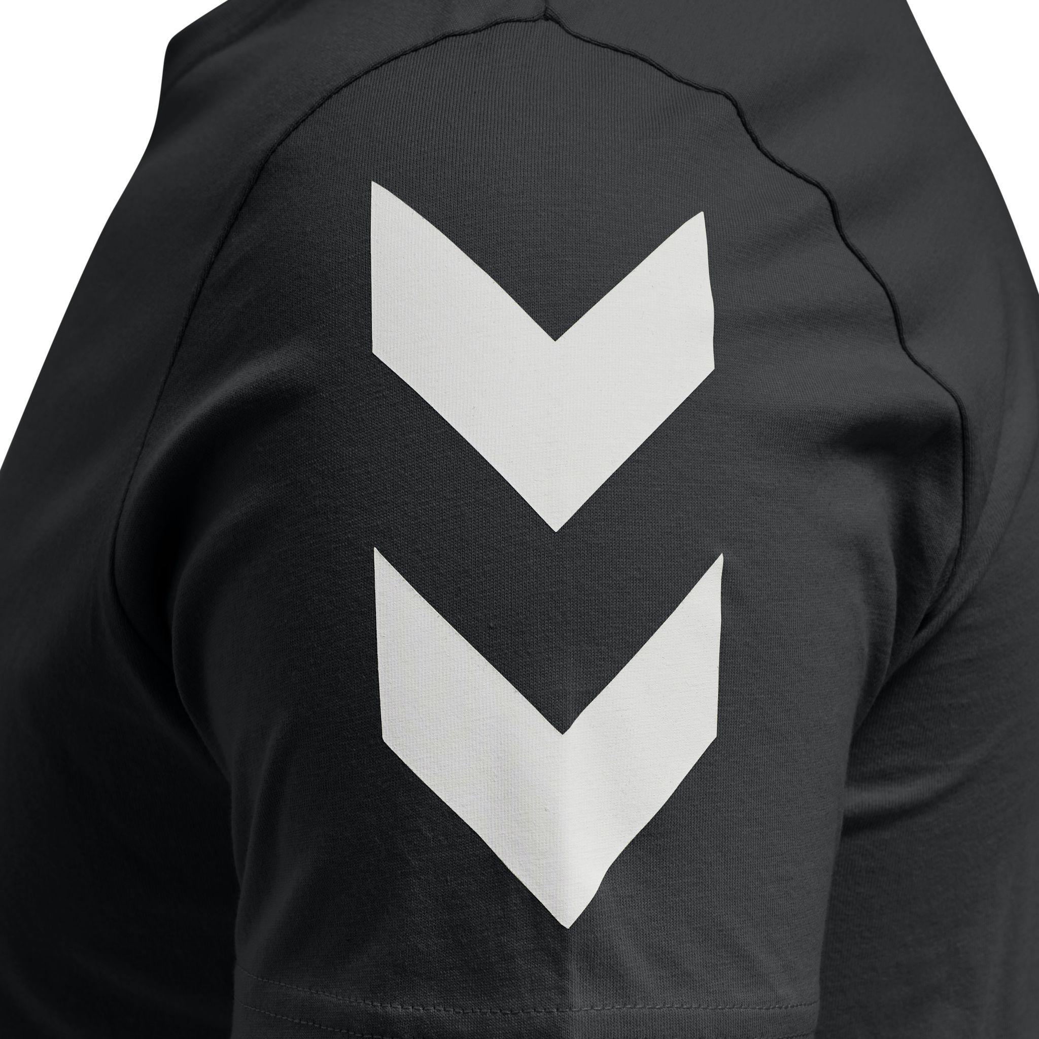 hmlLEGACY CHEVRON T-SHIRT PLUS