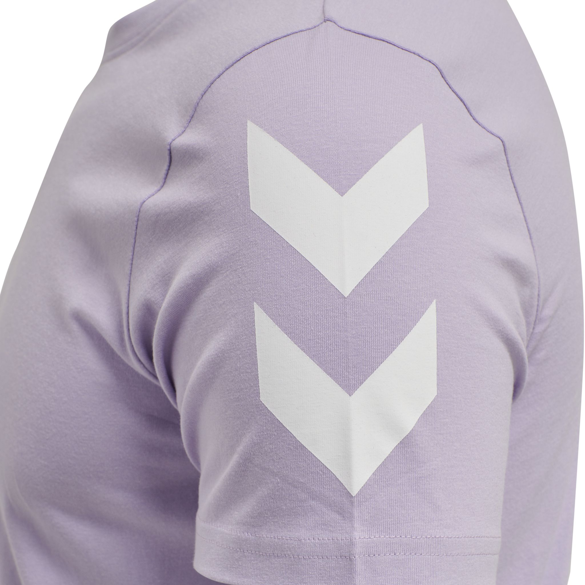 hmlLEGACY CHEVRON T-SHIRT