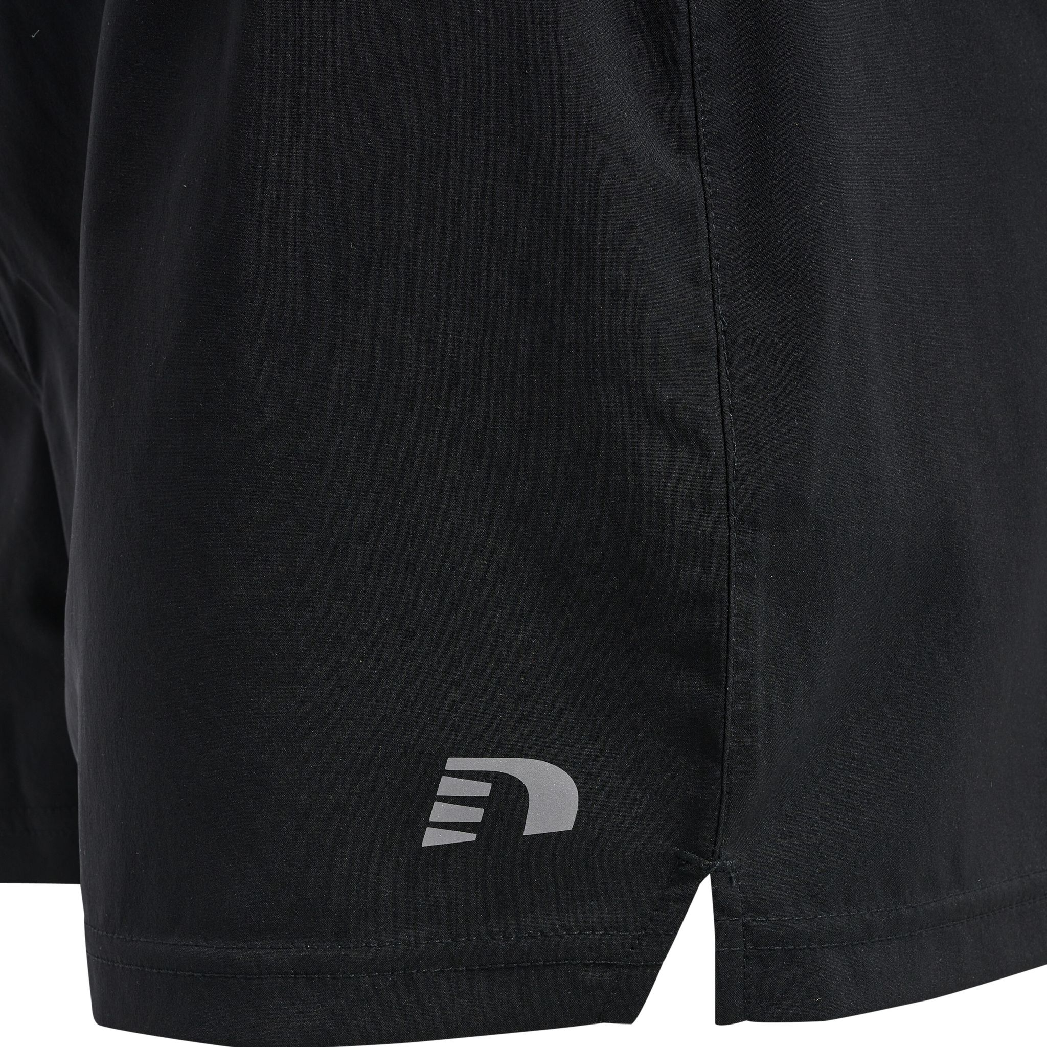 WOMEN'S CORE RUNNING SHORTS