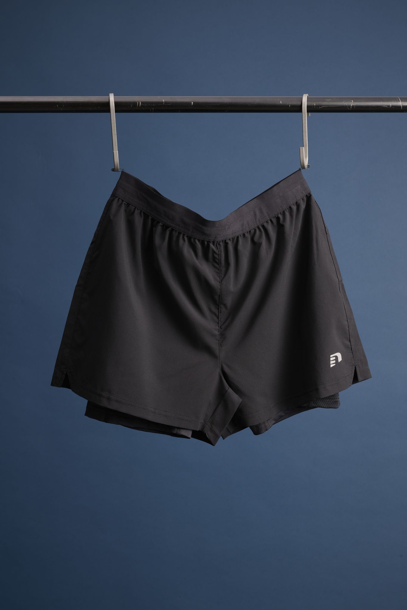 MEN'S CORE SPLIT SHORTS