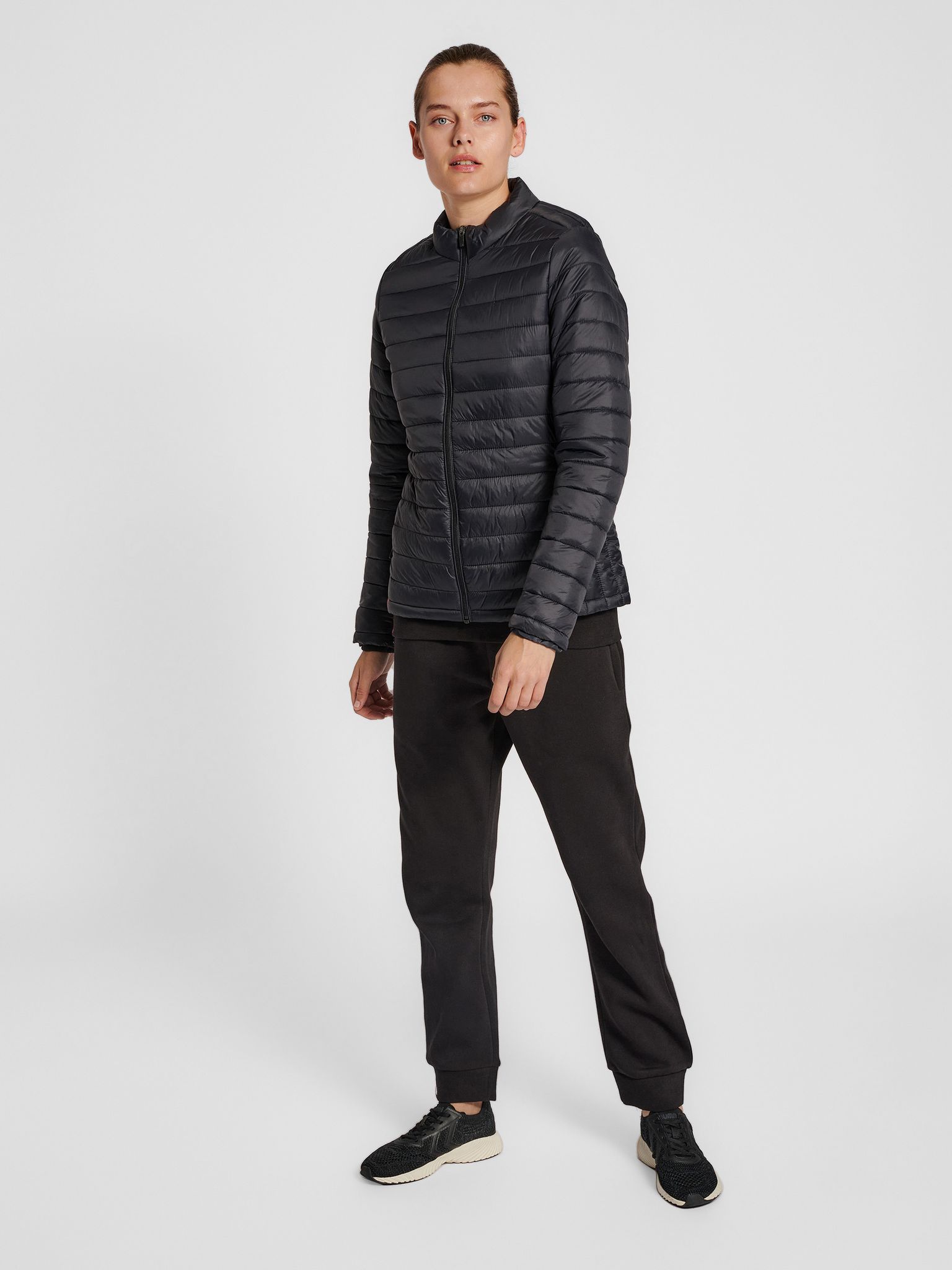 hmlRED QUILTED JACKET WOMAN