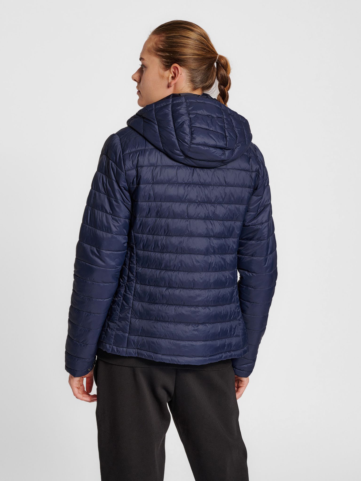 hmlRED QUILTED HOOD JACKET WOMAN