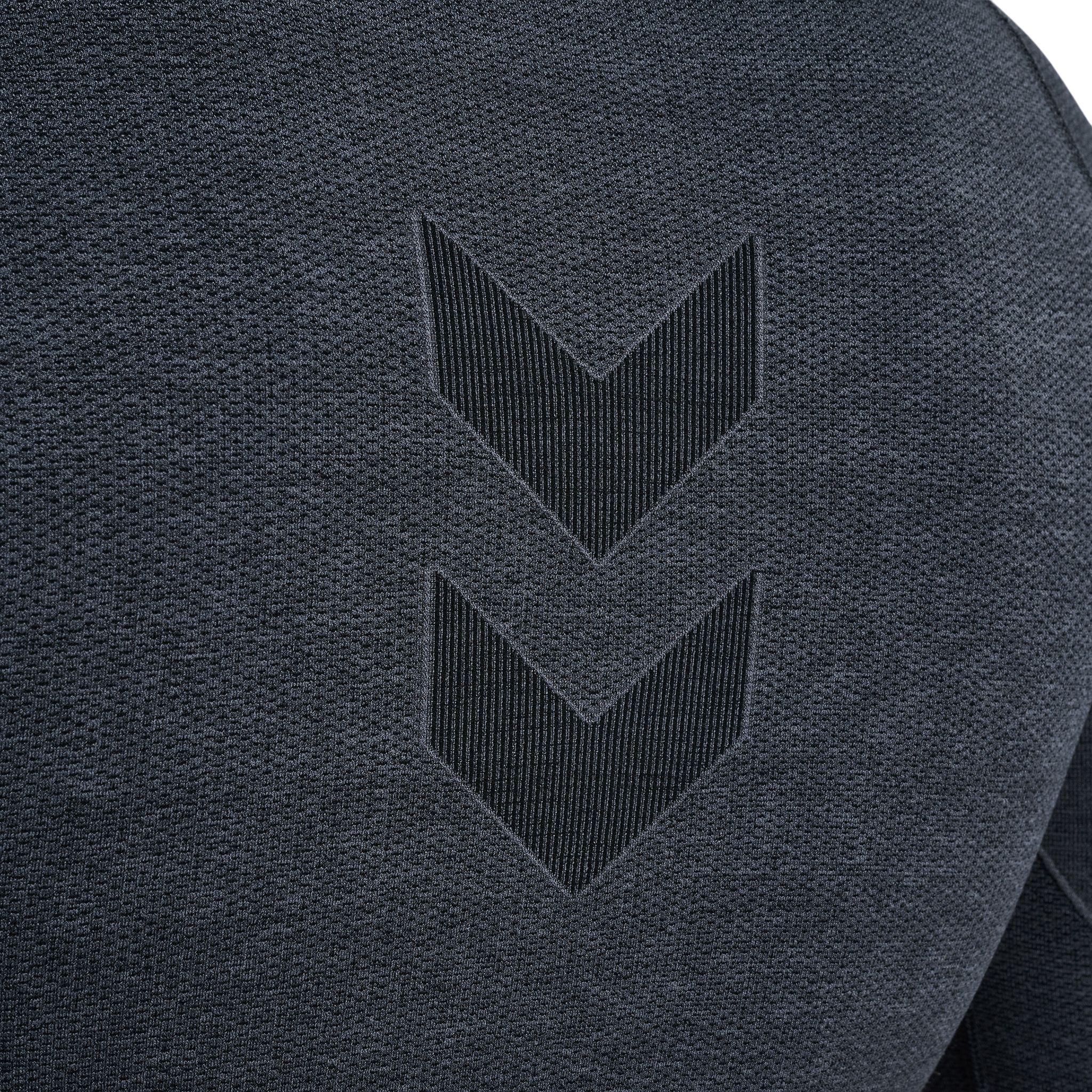 hmlTE MIKE SEAMLESS T-SHIRT L/S
