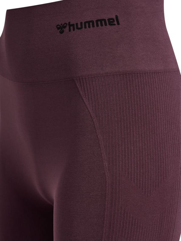 hmlTIF SEAMLESS SHORTS